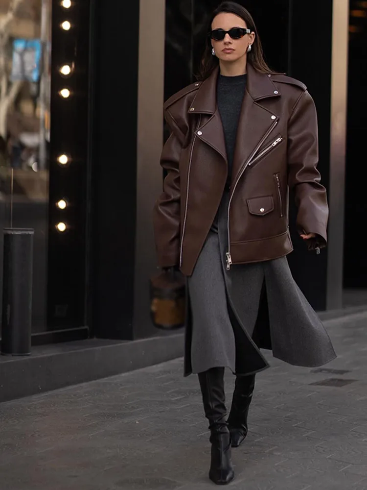 

2025 Autumn Winter Faux Leather Solid Women Jacket Lapel Loose Zippers Female Coat High Street Pocket Oversize Lady Outwear