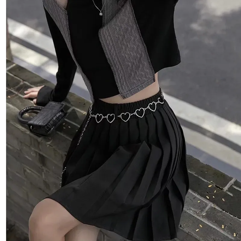 Metal Heart Waist Chain with Fine Matching Dresses Shirts Bags Skirts Decorative Waistbands Pants Chains Simple and Fashionable