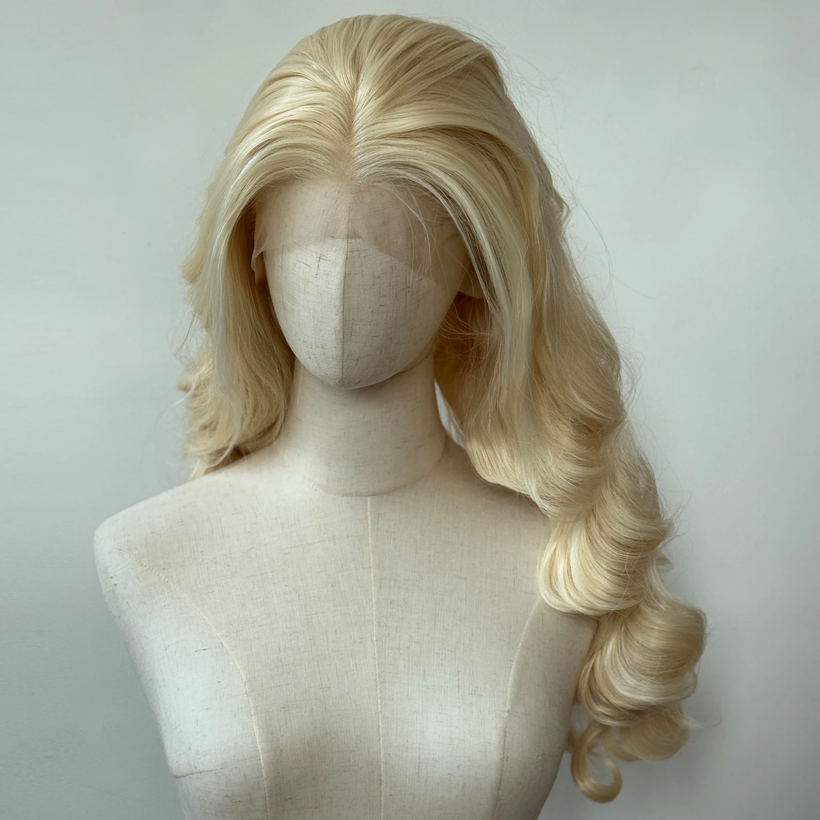 #613 Blonde Wig Synthetic Lace Front Wig Long  Body Wave Lace Front Synthetic Wig Pre Plucked Heat Resistant Fiber Hair