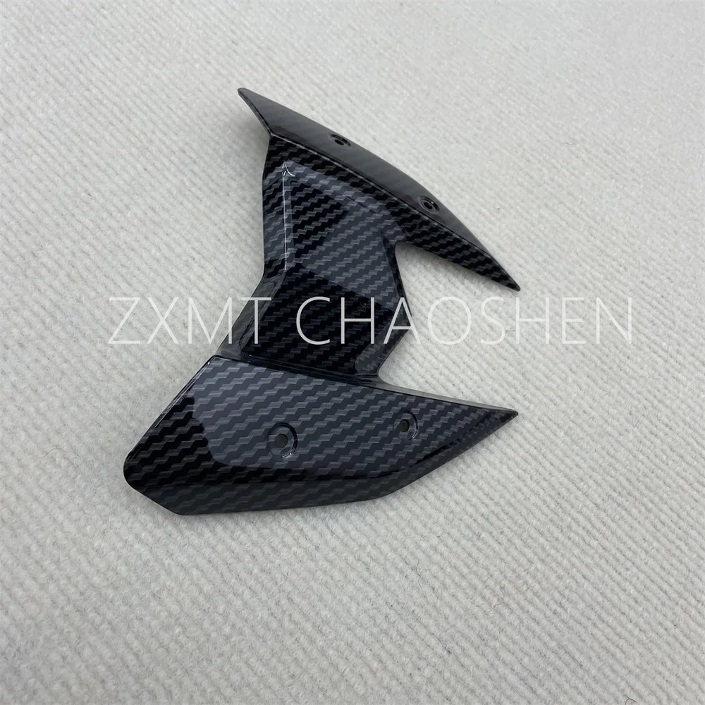 The ABS Motorcycle fairing is suitable for Z800 small windshields in 2013, 2014, 2015 and 2016 with carbon fiber coating