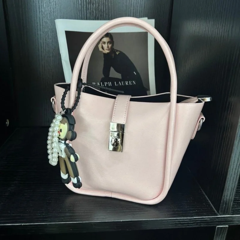 

Fashionable Women's Shoulder Bag Handbags Tote Messenger Crossbody Luxury Leather By Famous Designer Chic