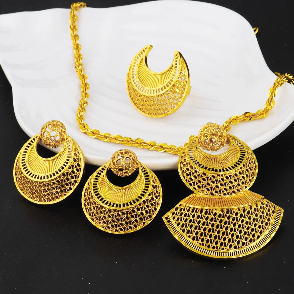 

Dubai Luxury Gold Color Shining Necklace Earrings Ring Set for Women Noble Gold Plated Jewelry Gift for Party Wedding Banquet