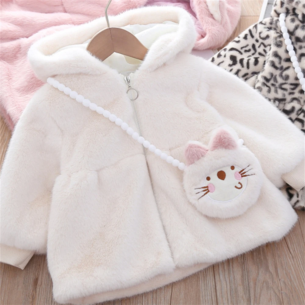 Baby Girl Winter Children\'S Clothing Wool Sweater Jacket Girls\' Solid Color Warm And Cute Daily Jacket+Cartoon Bag 2 Ps