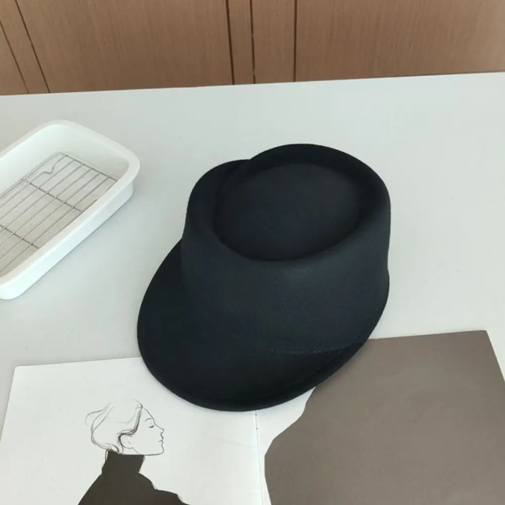 Fashion British Style Wool Equestrian Hat Retro Elegant Fedora Hat Teardrop Charm Beret Cocktail Event