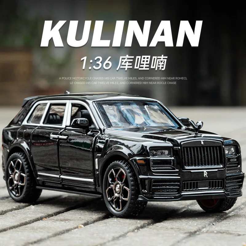 1:36 Rolls-Royce Cullinan car model, die-cast throwback car toy car, open door, lights and sounds, boys toys children adult gift