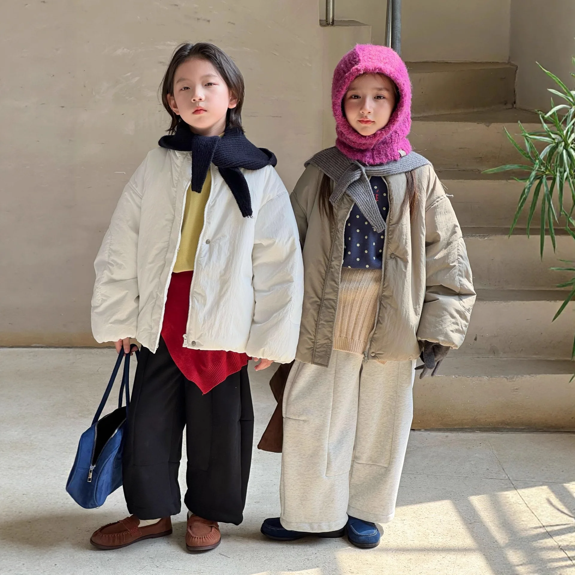 

2025 Winter New Children's Thickened Cotton Jacket Boys and Girls Knitted Hat Warm Puffer Coat Stylish