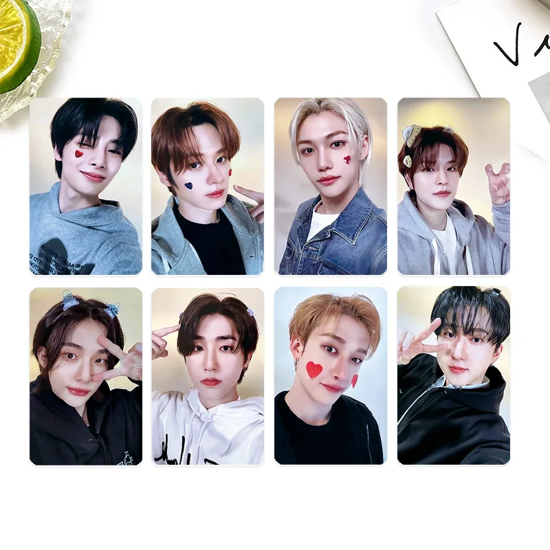 

Карта Stray Kids "Le-STAR" Flash 2.0 Special, полноразмерная карта SKZOO Peripheral Star Card