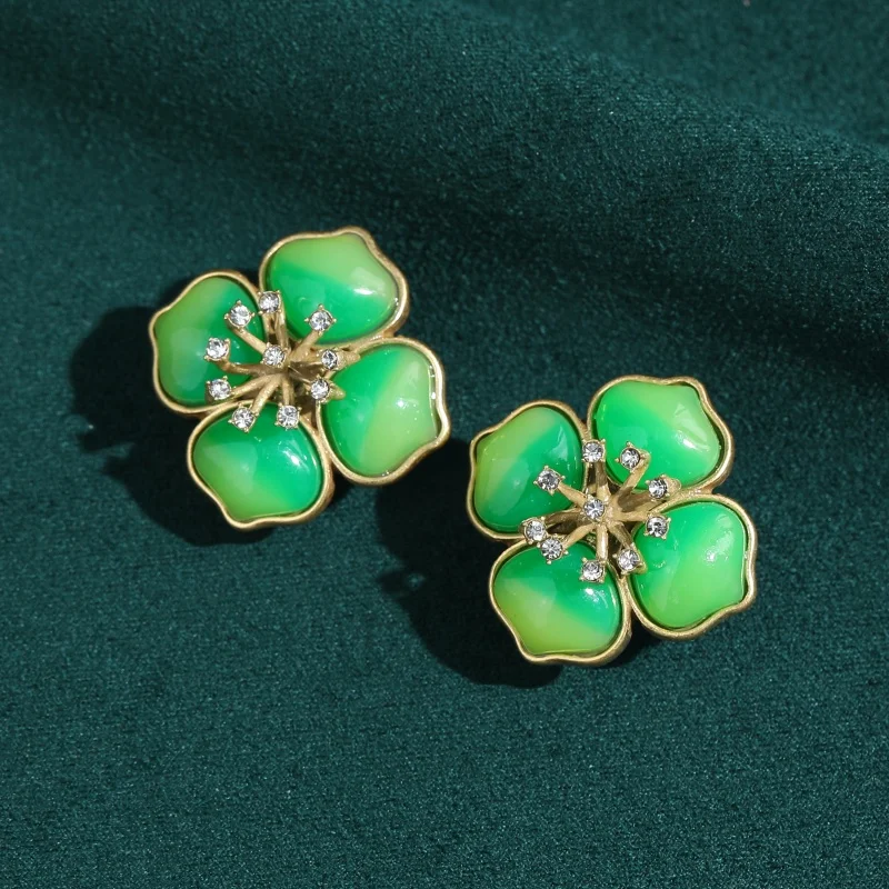 

Vintage Green Glazed Four Leaf Earrings For Woman Rhinestones Gold Color Festival Gift Trendy Accessories Antique Retro 2026