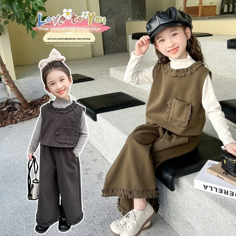 

Girl's wooden earrings suit spring autumn models foreign style children's spring stylish waistcoat early baby autumn clothing