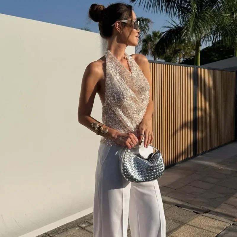 قميص قصير أنيق مزين بالترتر اللامع مثير للفتيات مثير بدون أكمام وظهر مكشوف ورقبة رسن علوية فاخرة للحفلات Y2k ملابس علوية للسيدات