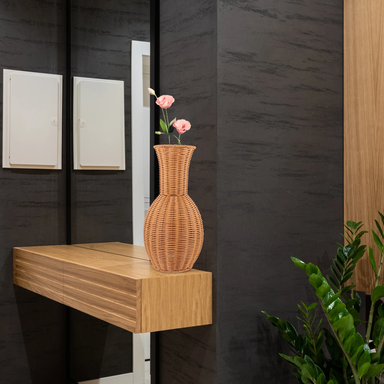 

Woven Flower Vase For Artificial Flowers Dried Floral Arrangements Rustic Decorative Basket Plastic Planter Table