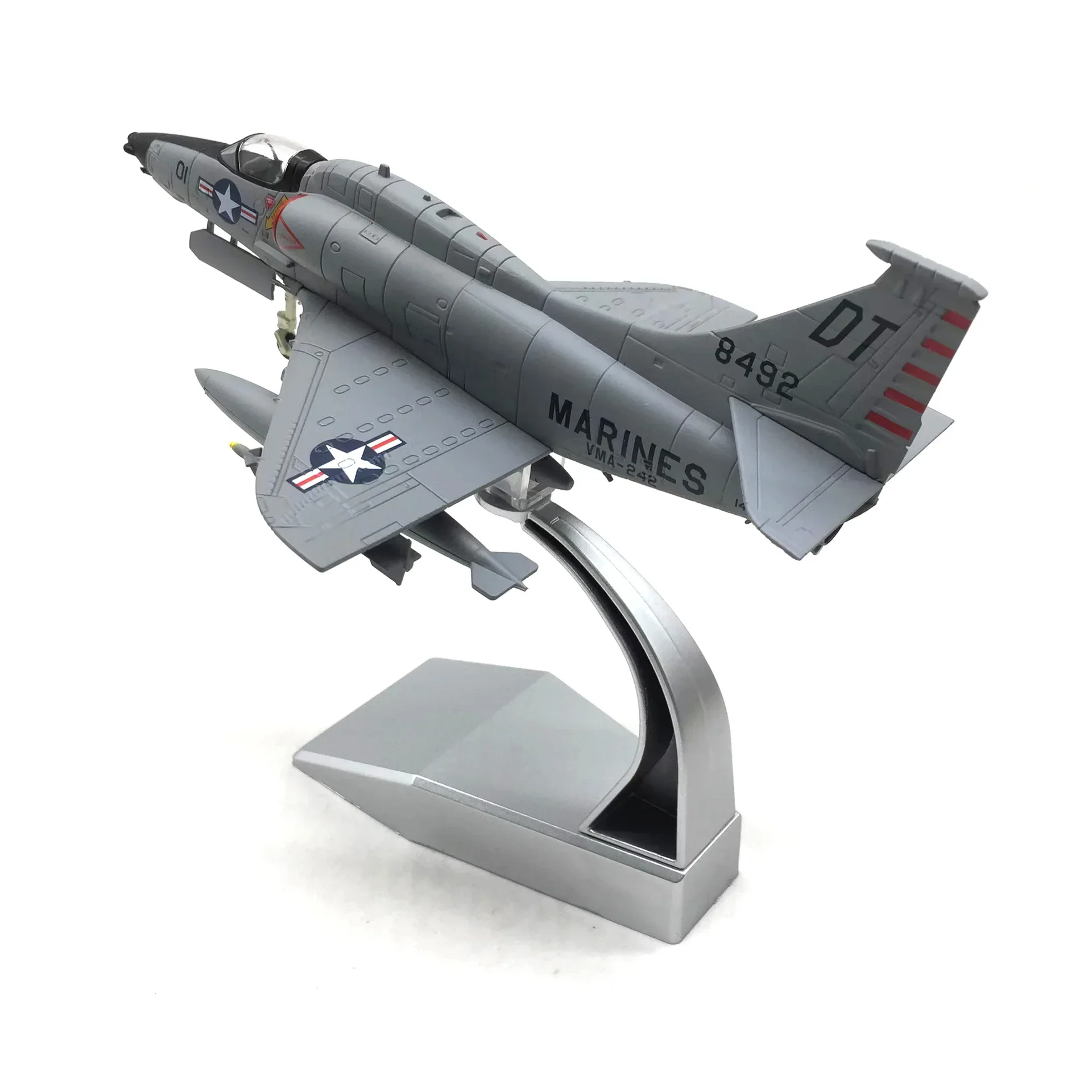 2024 New 1:72 Scale United States Marine Corps Skyhawk A-4 Aircraft Alloy Militarized Combat Aircraft Model Collection Toy Gift