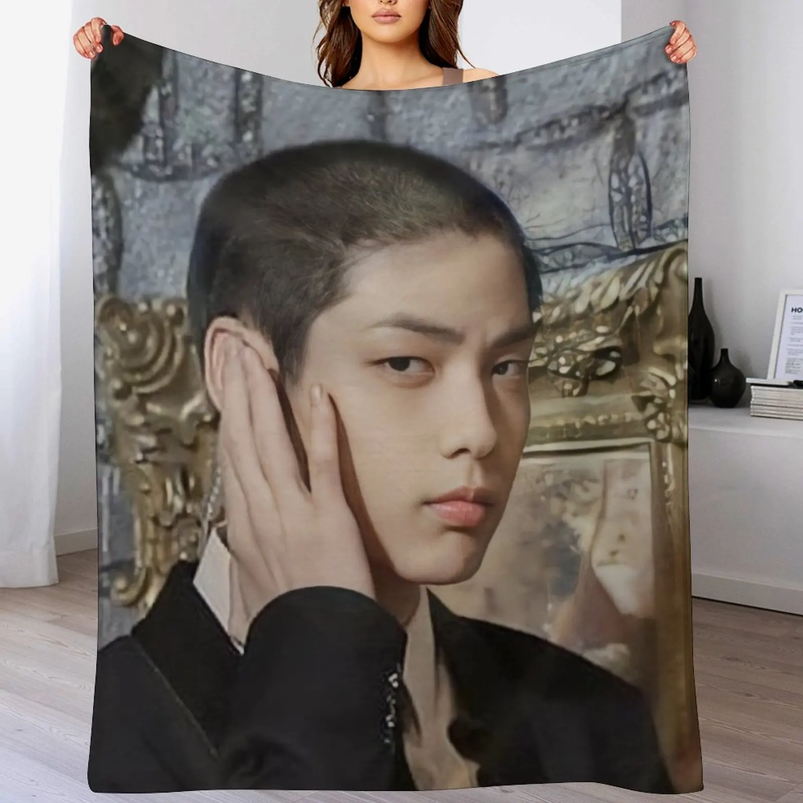 Soobin meme txt Throw Blanket Summer for sofa Blankets