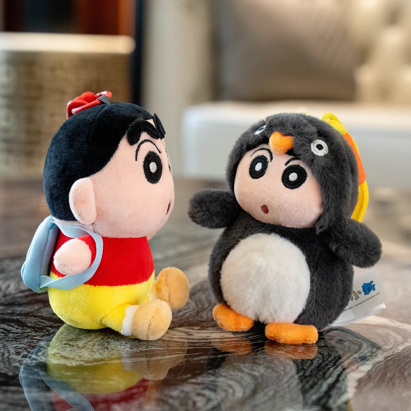 Joli Crayon Shin-chan poupée pendentif mignon Waniyama abeille tortue Crayon Shin-chan peluches peluche Anime sac à dos pendentif cadeau fille