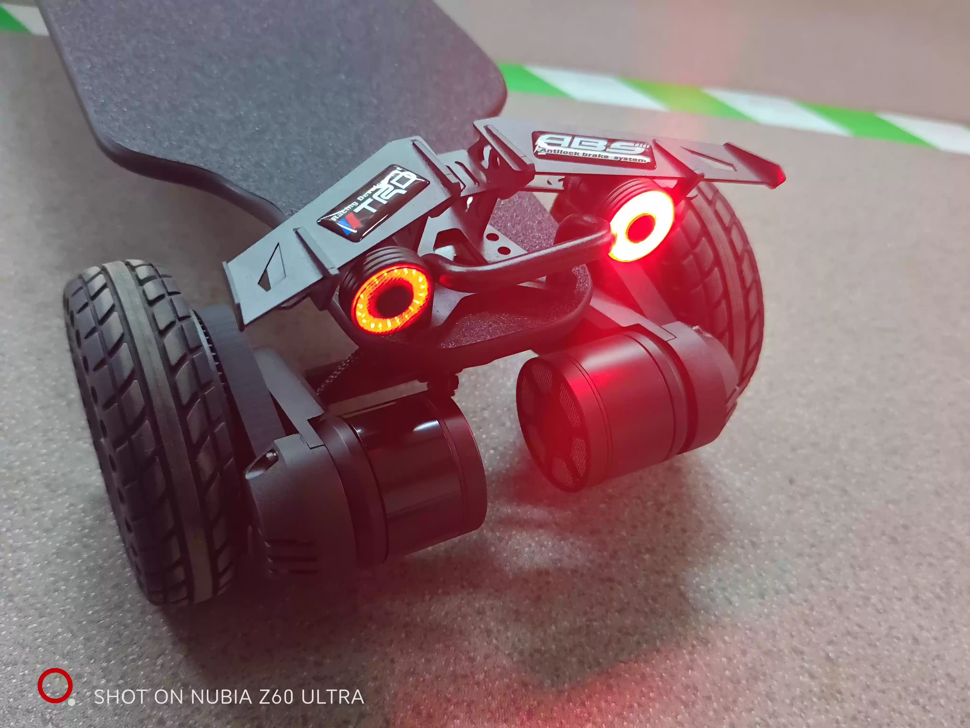 Skateboard Sensor Tail Light Electric Skateboard Rear Wing Brake Light Handrail Light Skateboard Handlebar Indicator Light
