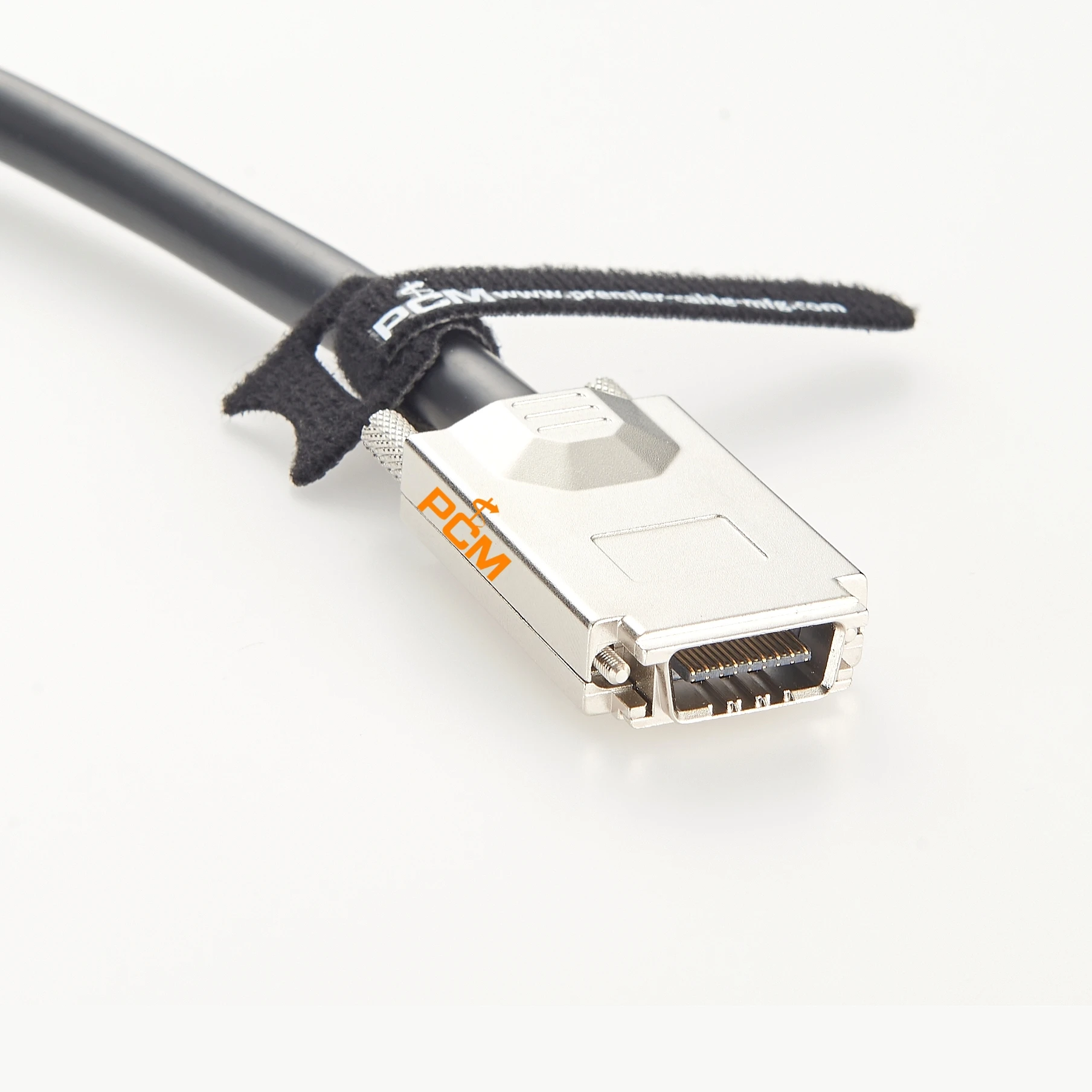 สายเคเบิล SAS ภายนอก, HS-Link 4 Lane - 4xInfiniband SFF-8470 ถึง 4xInfiniband SFF-8470 Serial Attached SCSI SAS Cable