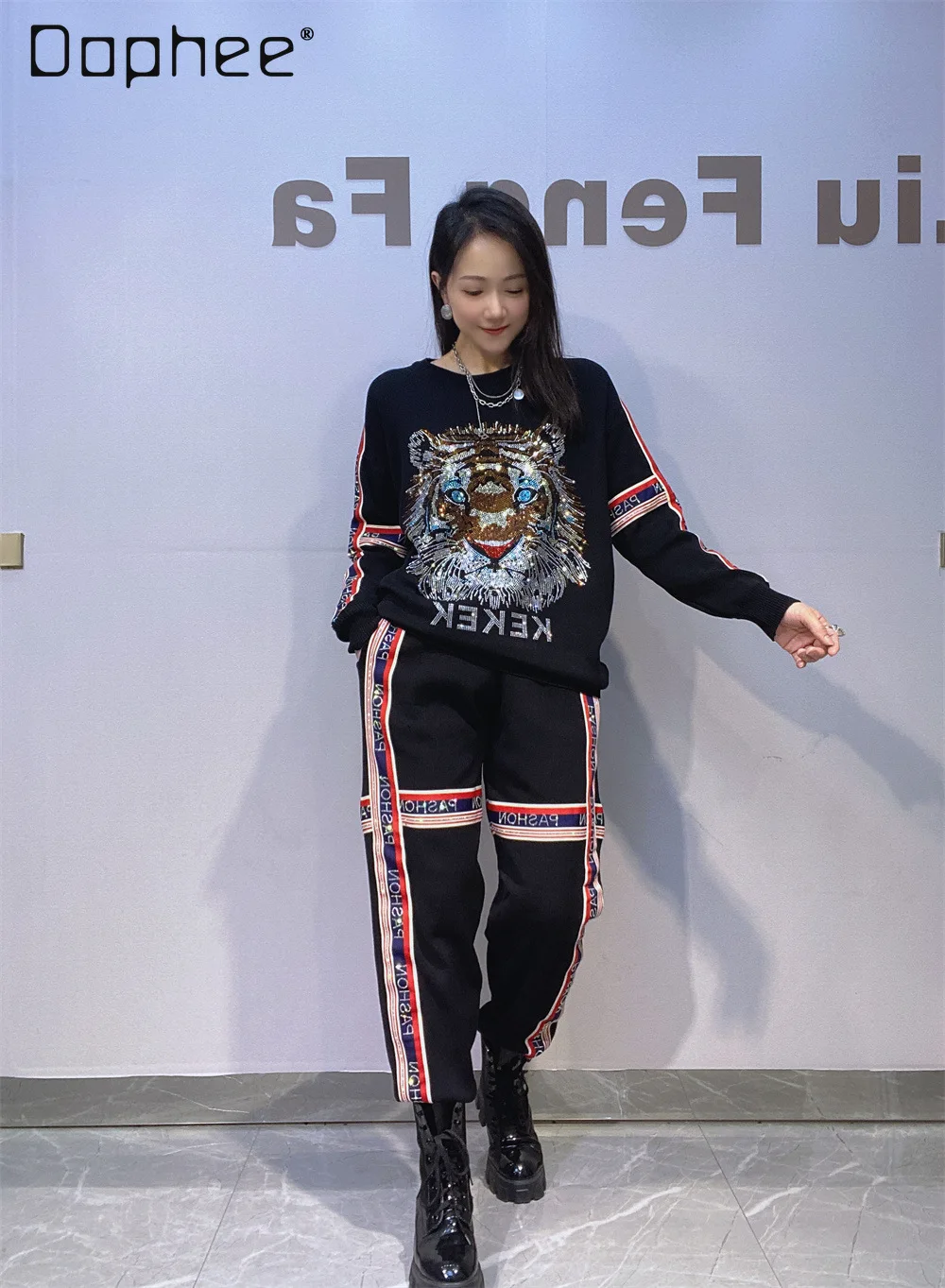 

Pants Suit Women's Suit Colorful Ribbon Splicing Long Sleeve Knitted Sweater Top and Knitted Pants Hot Drilling Two-piece Set