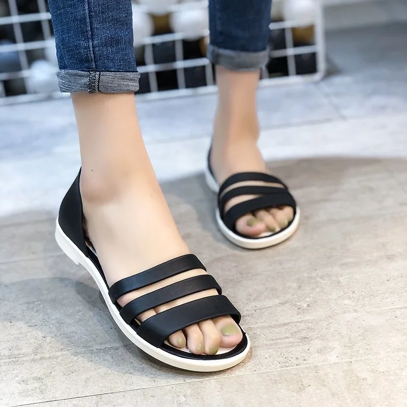 New Fashion Open-Toed Slides Shoes for Women Summer Flat Sandals Candy Color Casual Beach Outdoor Female Ladies Jelly Slippers