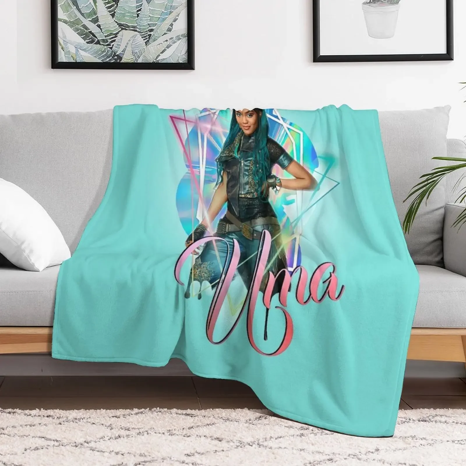 Uma Princess - Descendants 3 Throw Blanket Furrys Travel Plaid on the sofa Blankets