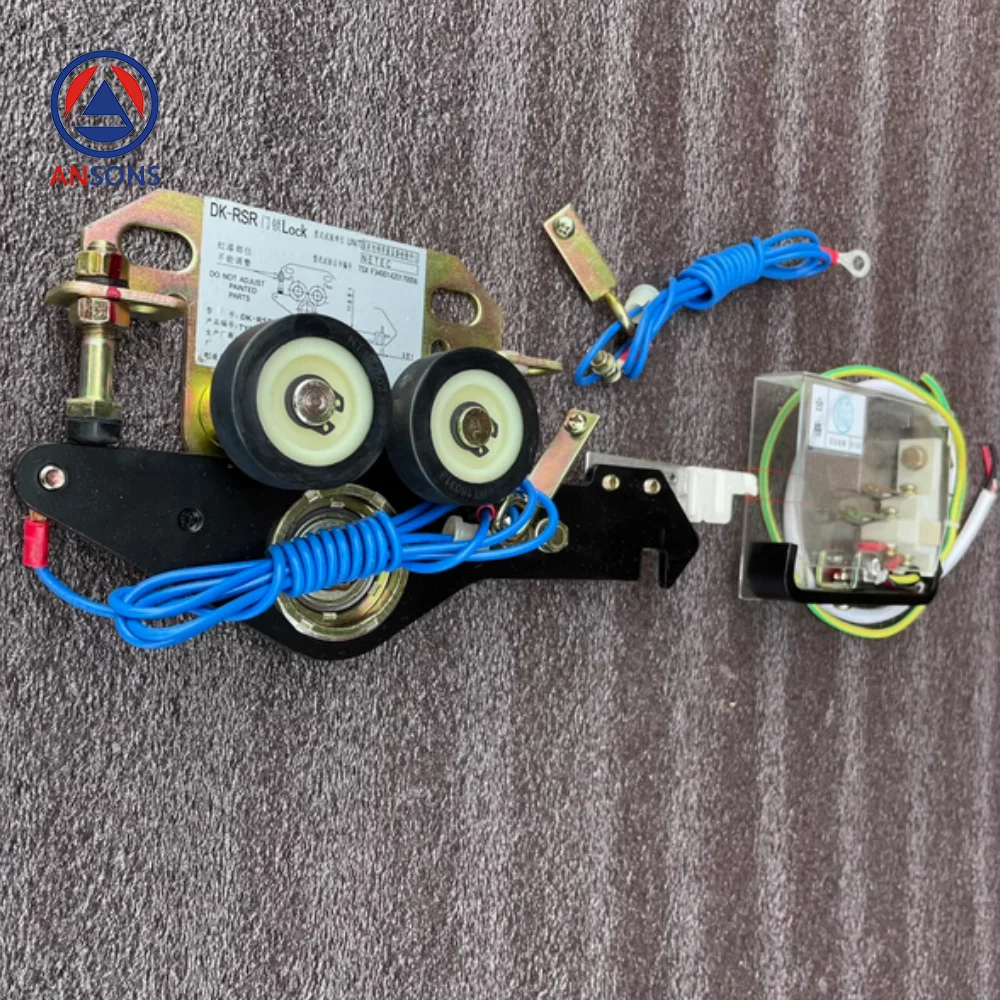 

DK-RSL DK-RSR UL-01 Hitachi Elevator Hall Door Lock Floor Door Switch Ansons Elevator Spare Parts