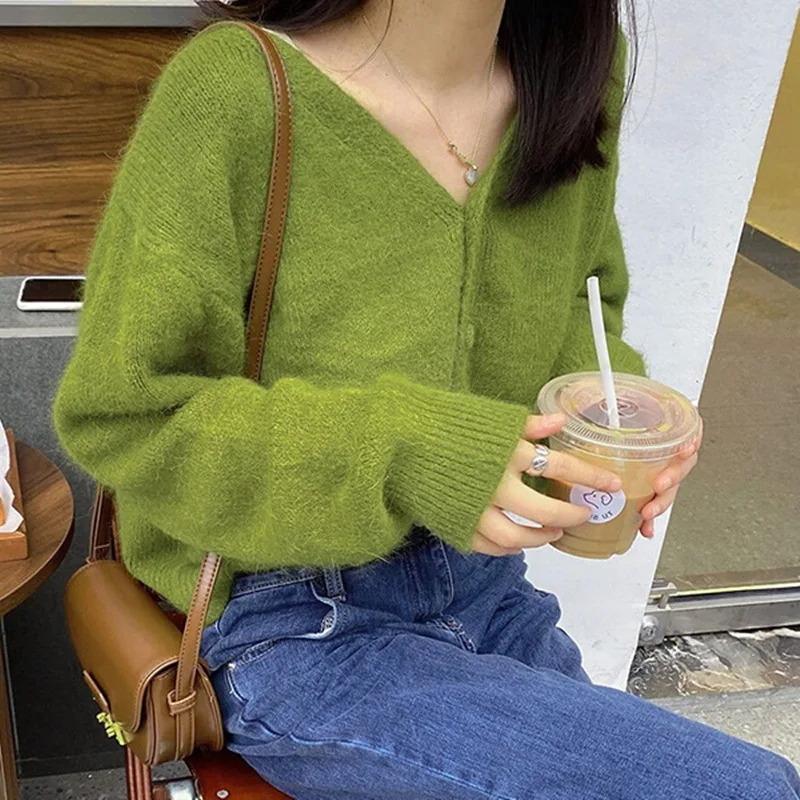 Knit cardigan Women's retro Avocado green V-neck 2023 Autumn/Winter Slouchy sweater coat Loose women's top