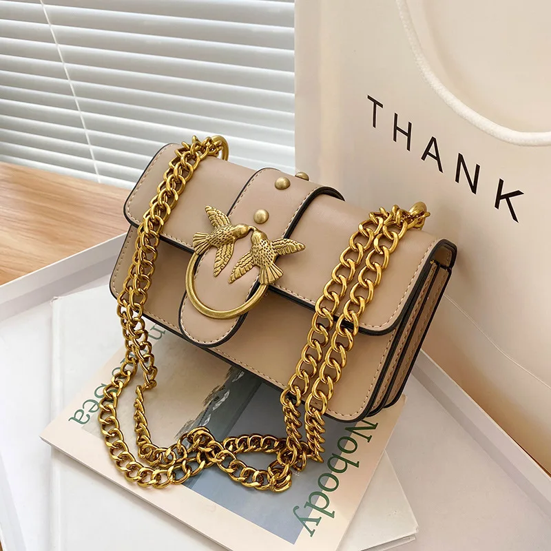 خمر السنونو الطيور الكلاسيكية سلسلة حقيبة مربعة للنساء فريدة من نوعها حقيبة كتف صغيرة Crossbody عالية الجودة محفظة جلدية ريترو تشي
