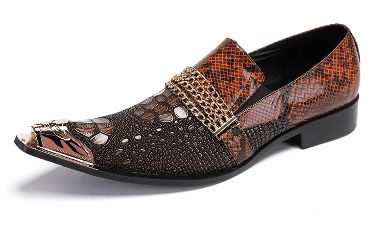 Herrenschuhe aus echtem Rindsleder mit Pythonmuster und Nadelverzierung für formelle Anlässe im Herbst, Modellausstellungen und geschäftliche Gelegenheiten. – Detail 16