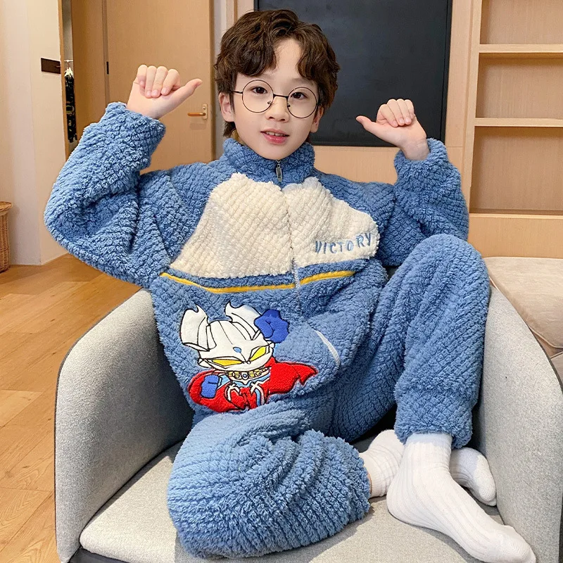 Ultraman Superman's new boys' flannel winter velvet thickened pajamas zipper cardigan warm older children's loungewear set