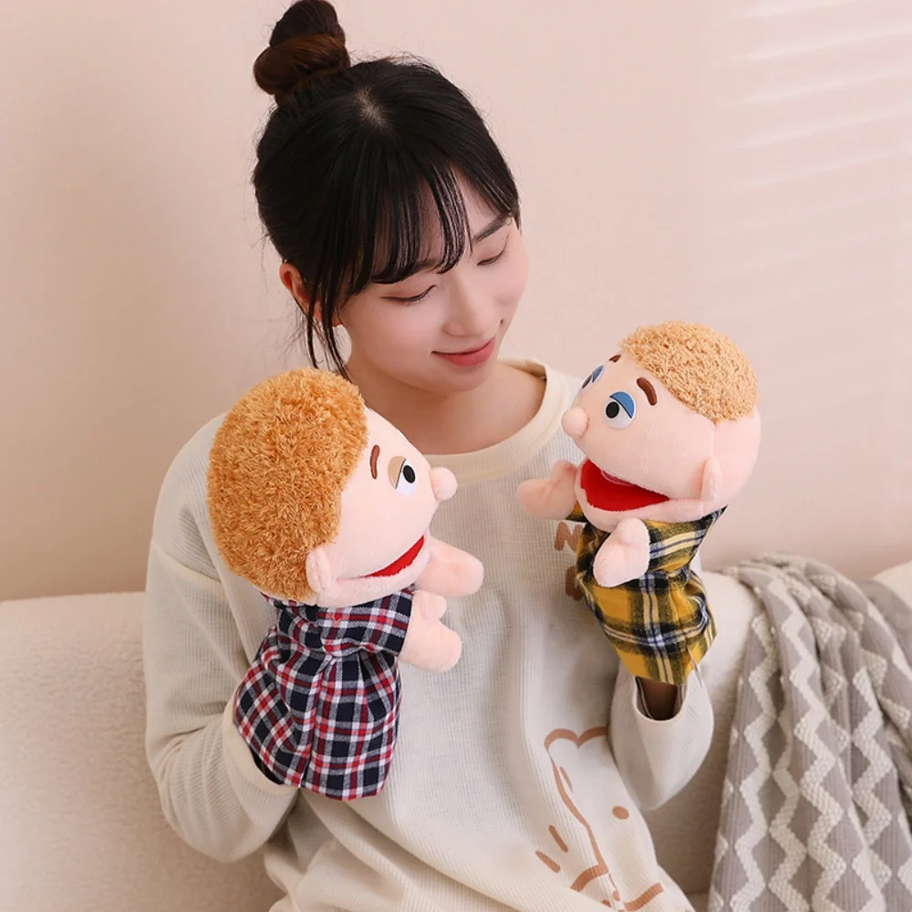 28-33cm Lovely Family Hand Puppets Soft Stuffed Toy Doll Dad Mum Brother Sister Cosplay Plush Doll Storytelling Teaching Toy