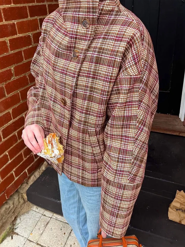 

Новое женское модное однобортное шерстяное пальто в европейском и американском стиле 2025 года с воротником-стойкой и длинными рукавами в клетку