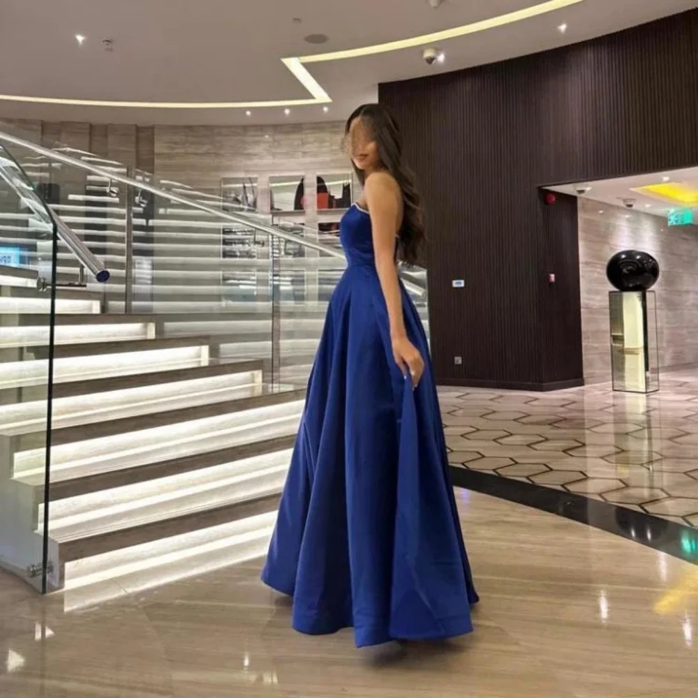 Maßgeschneidertes exquisites A-Linien-Abschlussballkleid mit Rüschen für Damen, U-Boot-Ausschnitt, charmantes, ärmelloses, bodenlanges Partykleid, Damen-Abendkleid