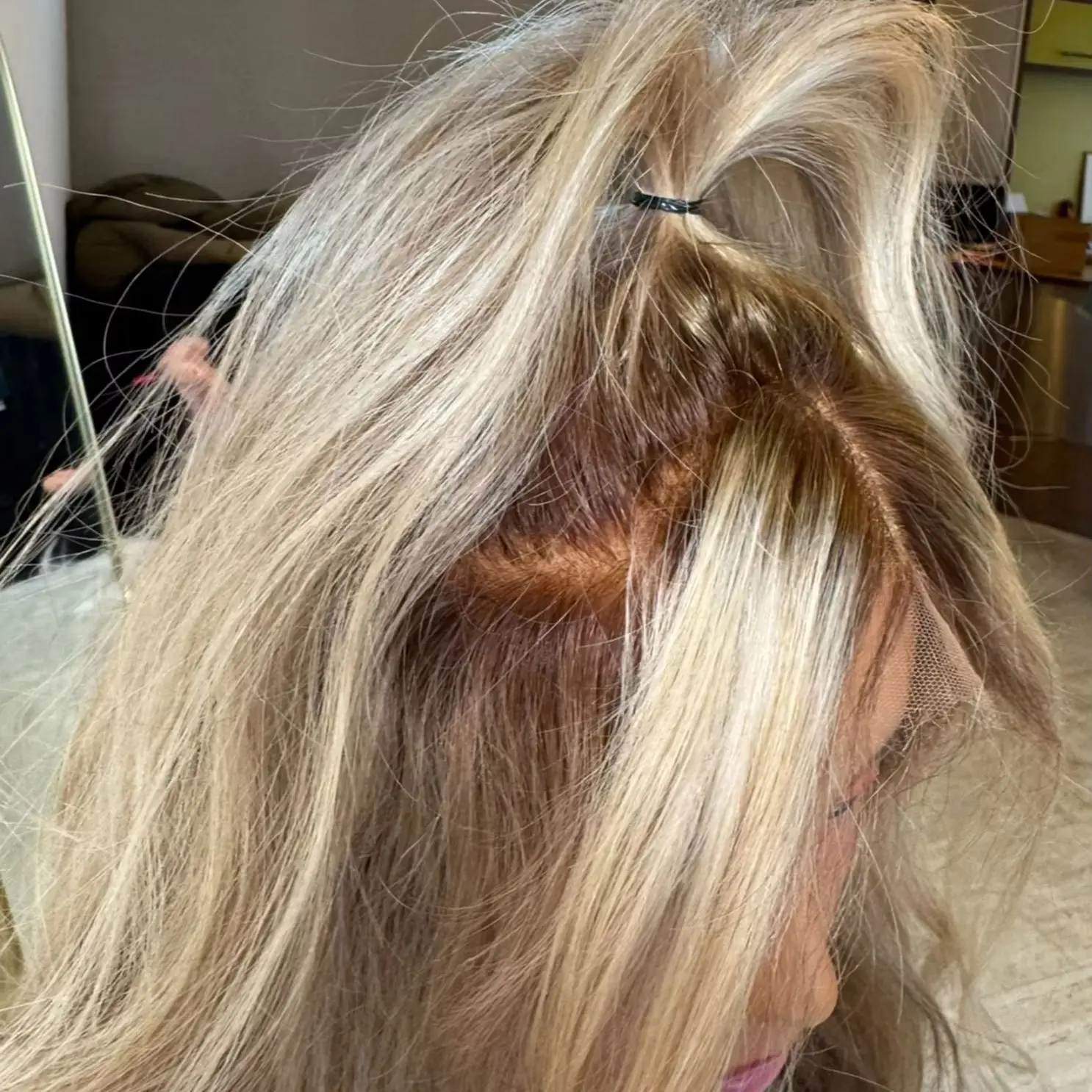 26” Mix Color Ash Platinum Blonde Lace Frontal Wigs With Dark Roots Long Length Loose Wave Glueless Wigs Synthetic Hair Daily