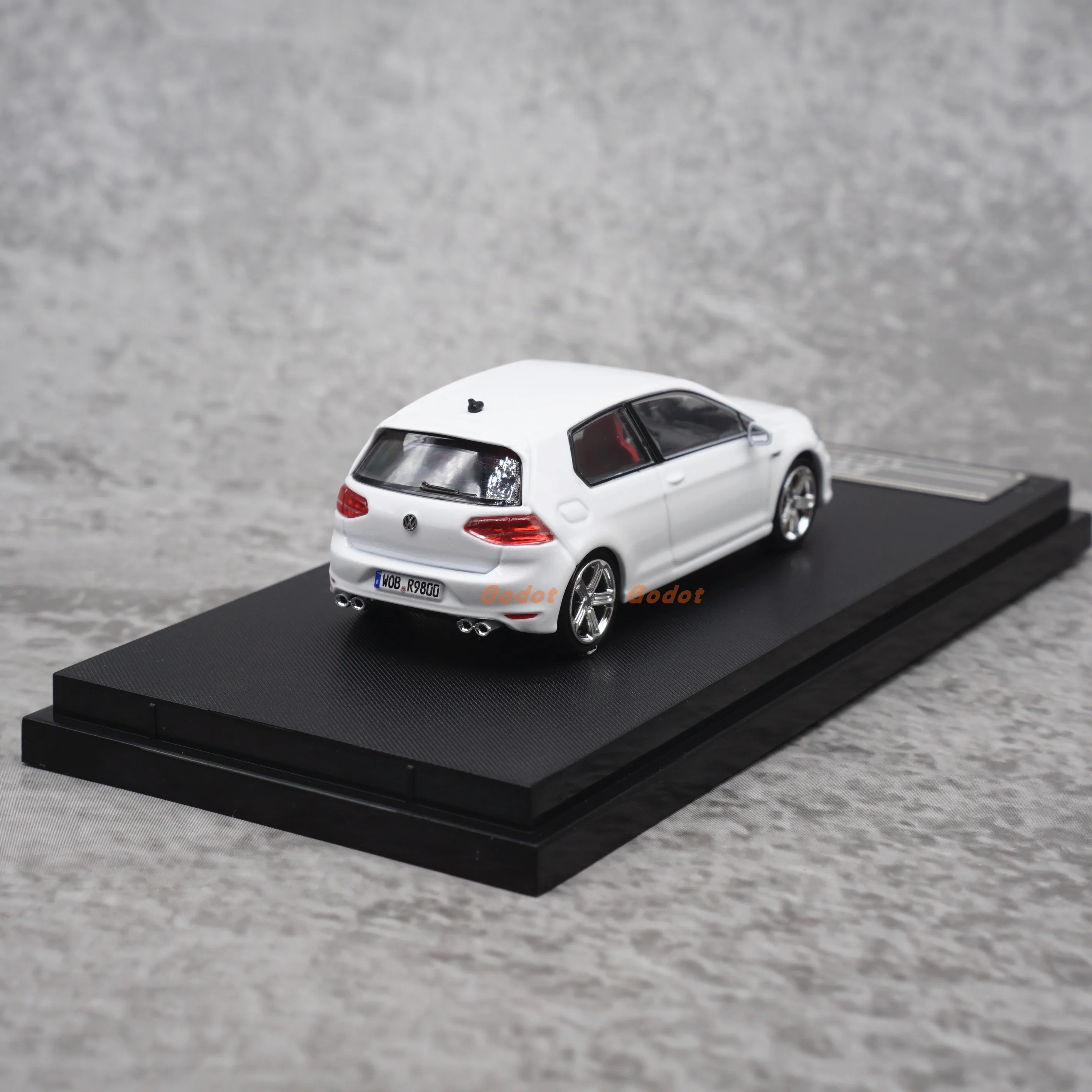 ZOOM 1/64 Golf 7 alloy car model toy