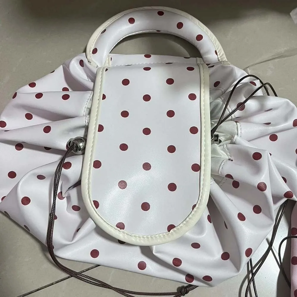 Waterproof Drawstring Makeup Pouch Portable Foldable Lazy Travel Organizer Washable Spacious Polka Dot Cosmetic Bag Campers