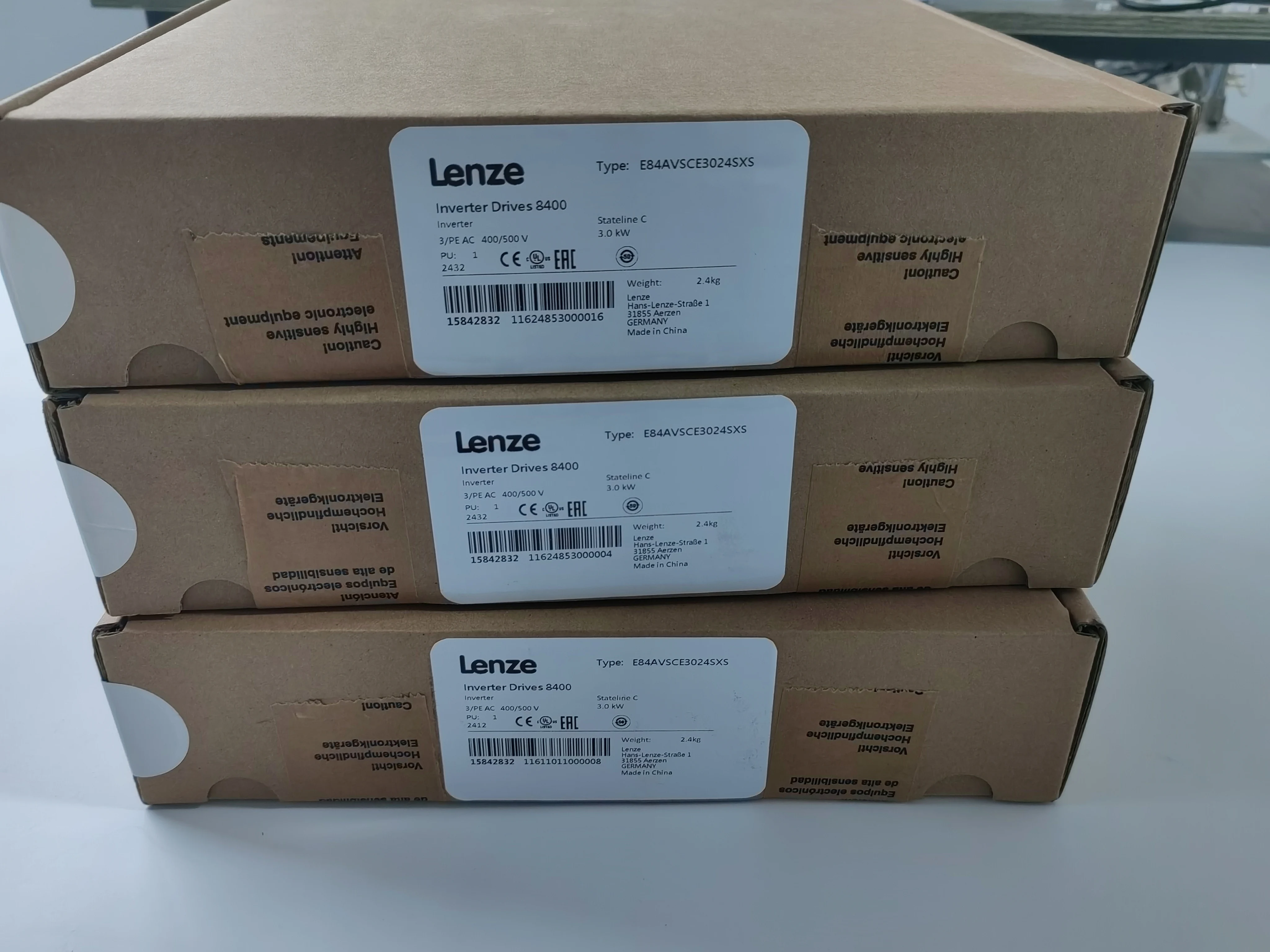 

Lenze E84AVSCE3024SXS 3kW 400V 3-Phase Frequency Inverter Industrial Servo Drive