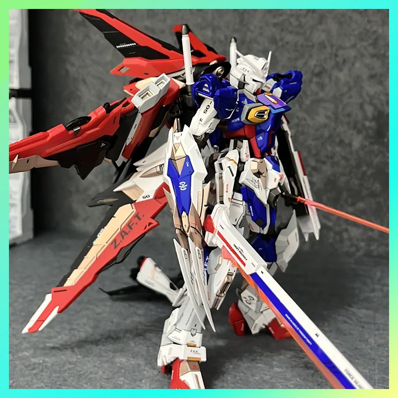 

В НАЛИЧИИ Eagle Pulse MG 1/100 Dark Night Edition Изысканное издание Клеевая форма Сплав Рамка Лист Спрей Собранная модель комплект для детей