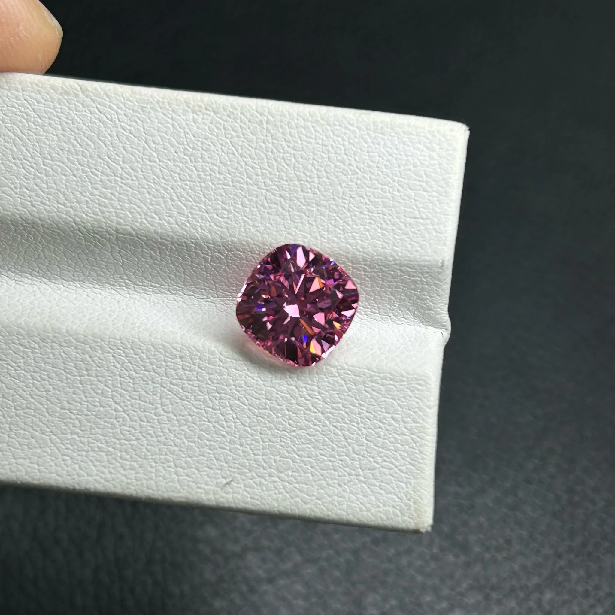 1-5 Carat Cushion Cut Pink Moissanite Diamond VVS1 GRA 6mm 10mm 7mm Gemstone