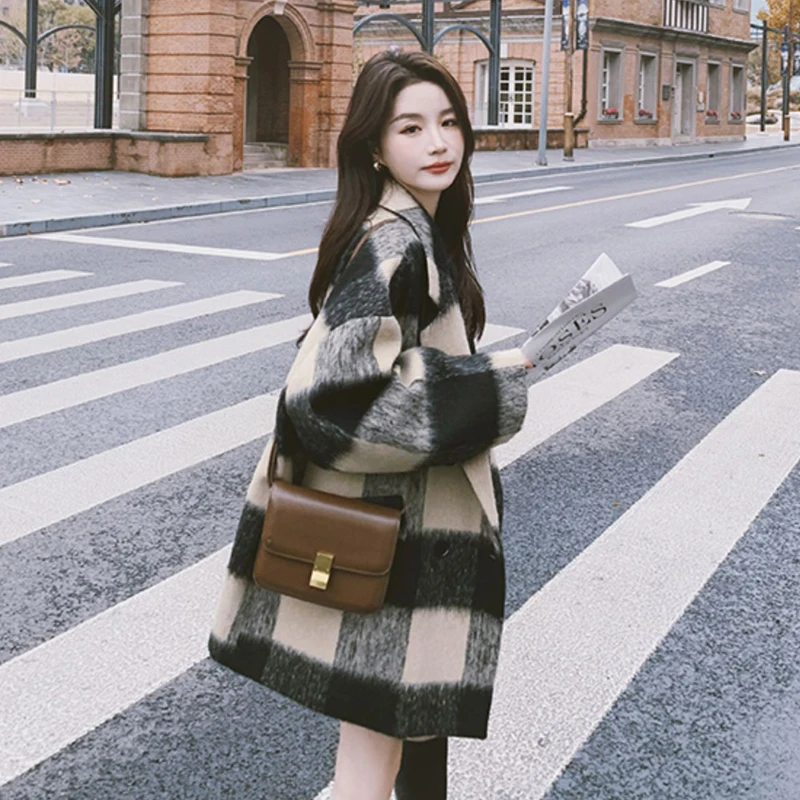 UNXX Loose Vintage Plaid Woolen Coat Women's Winter 2024 New Short Petite Thick Wool Coat Female Office Lady Top High Quality