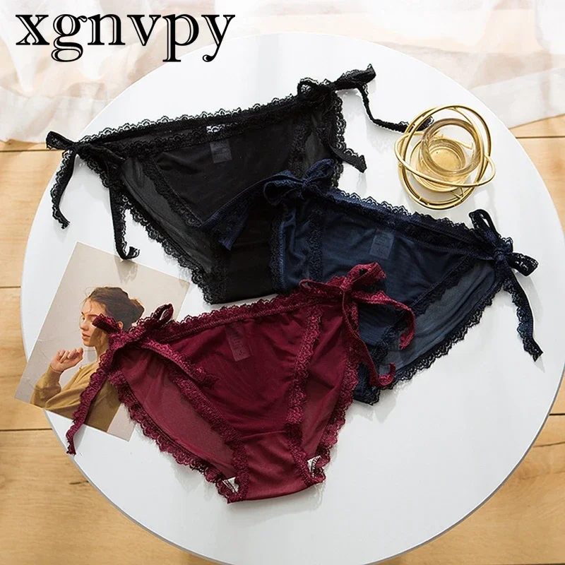 Xgnvpy-Calcinha de malha de renda oca para mulheres, babados sólidos, cuecas sexy transparentes, lingerie, 2023