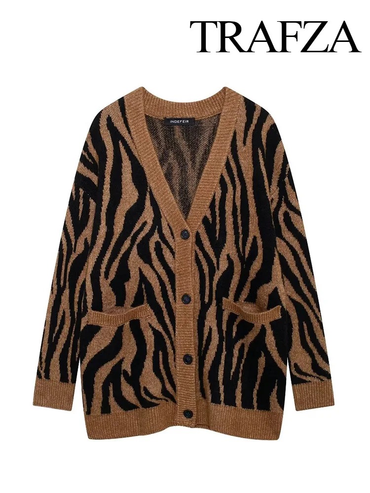 TRAFZA Women Autumn Chic Sweater Coats Animal Jacquard V-Neck Long Sleeves Pockets Single Breasted Female Knitted Cardigan Mujer