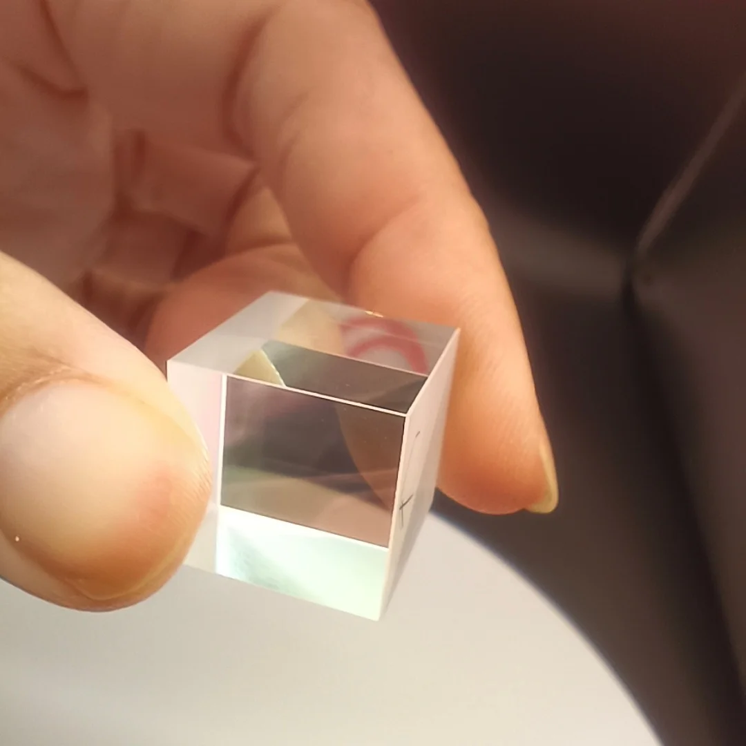 Кубический дихроичный призматор из оптического стекла K9, 16x16x16 мм, соотношение 1:1, для лабораторных экспериментов