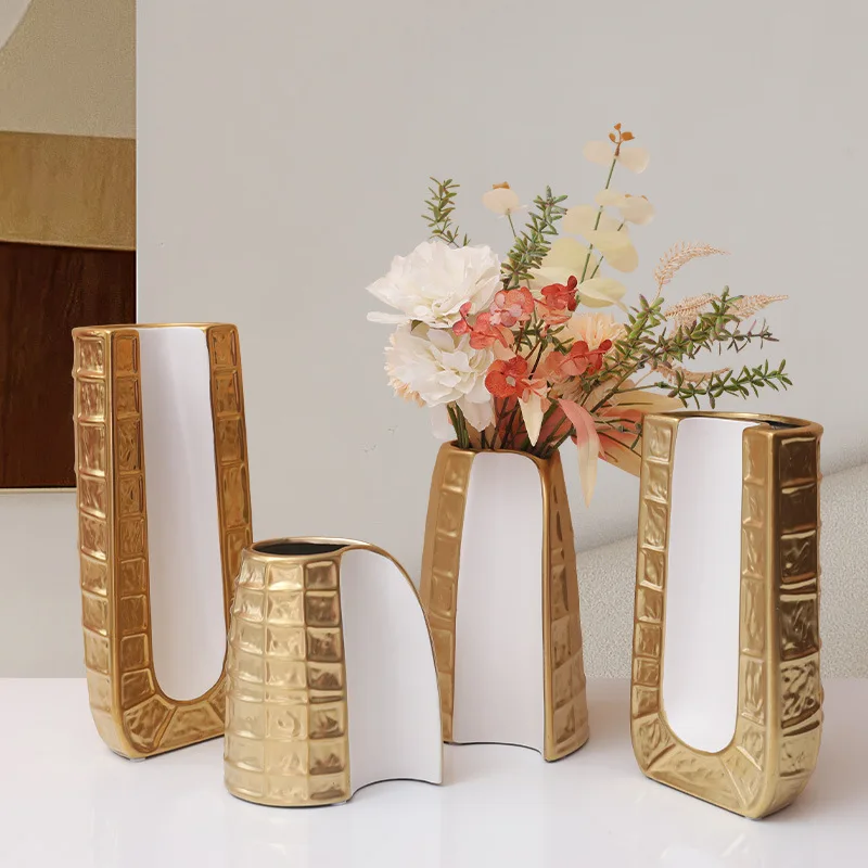 

Luxury Gold Plated Frost Porcelain Vase Vintage Advanced Ceramic Flower Vase for Room Study Hallway Home Wedding Decor Gift
