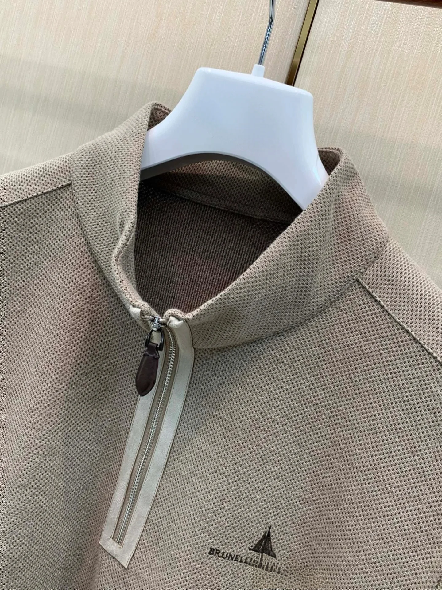 Men's Casual Long Sleeve  Shirt Embroidered Letter Half Zipper Old Money Style Autumn Winter Fashion Standard Fit T-Shirt