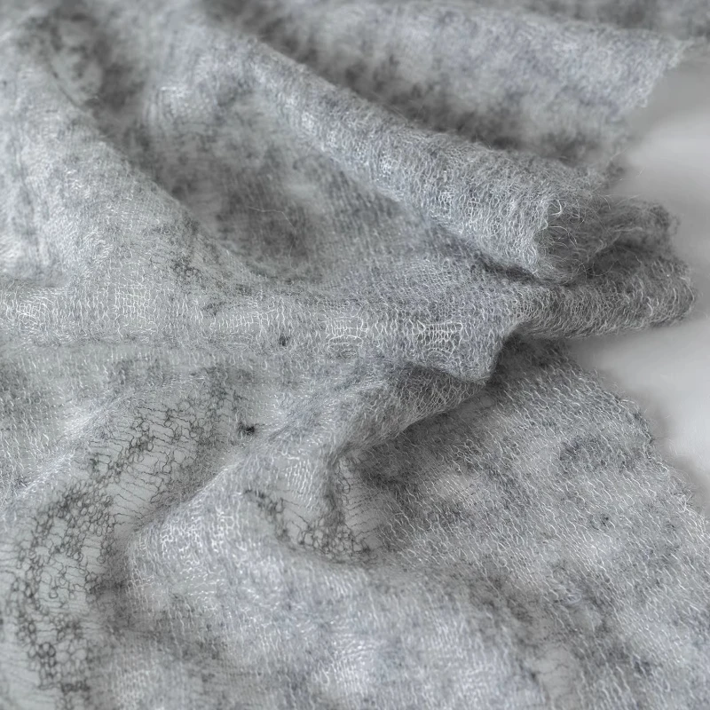 Handgebreide semi-transparante mohair kant stof lichtgewicht jurk retro stijl jurk basis shirt kleding ontwerper stof