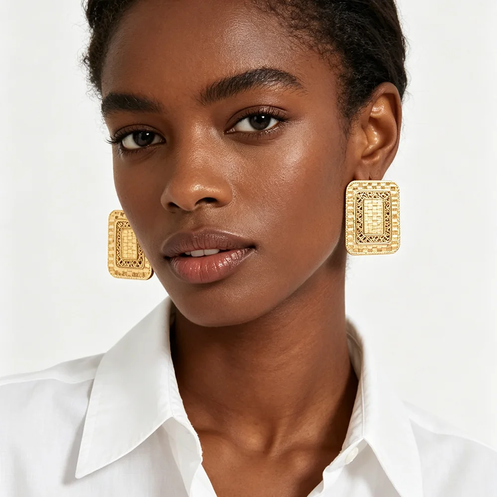 18K vergoldetes quadratisches Gitter-Ohrring- und Ring-Set für Damen, luxuriöses Hochzeits- und Brautparty-Accessoire, Geschenk – Detail 1