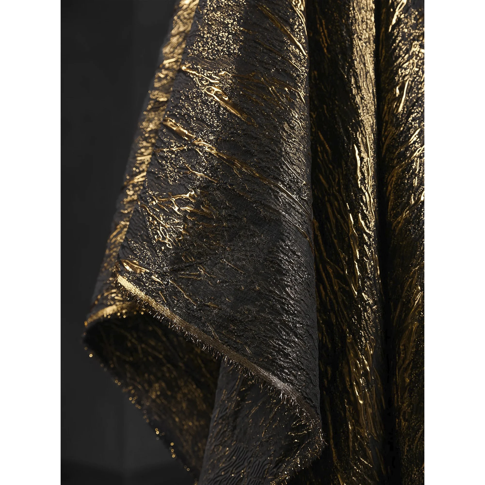 Black gold veins undulating gilt jacquard creative retro three-dimensional flash heavy texture silhouette clothing design fabric