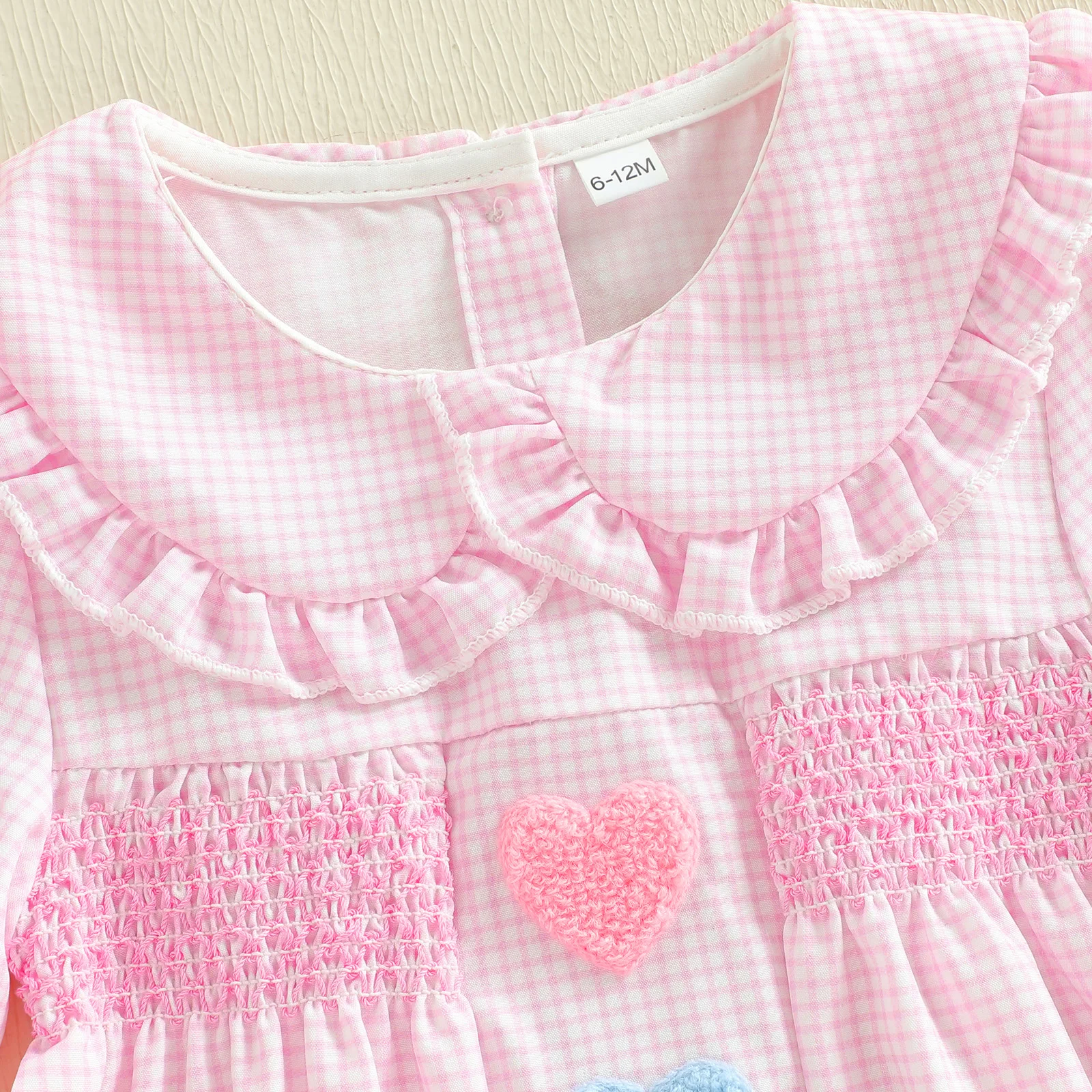 طقم ملابس للفتيات الصغيرات مكون من قطعتين، فستان وسروال قصير بياقة دمية مكشكشة وأكمام طويلة