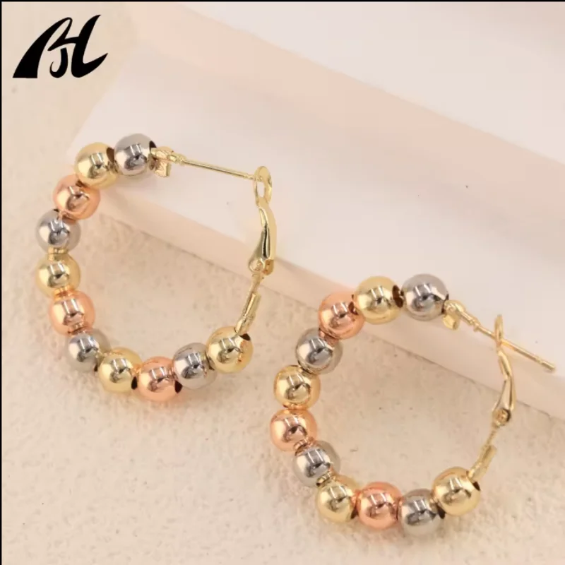 

Fashion Jewelry Women 14k Gold Plated Tricolor Beaded C-Shaped Hoop Huggie Statement Earrings