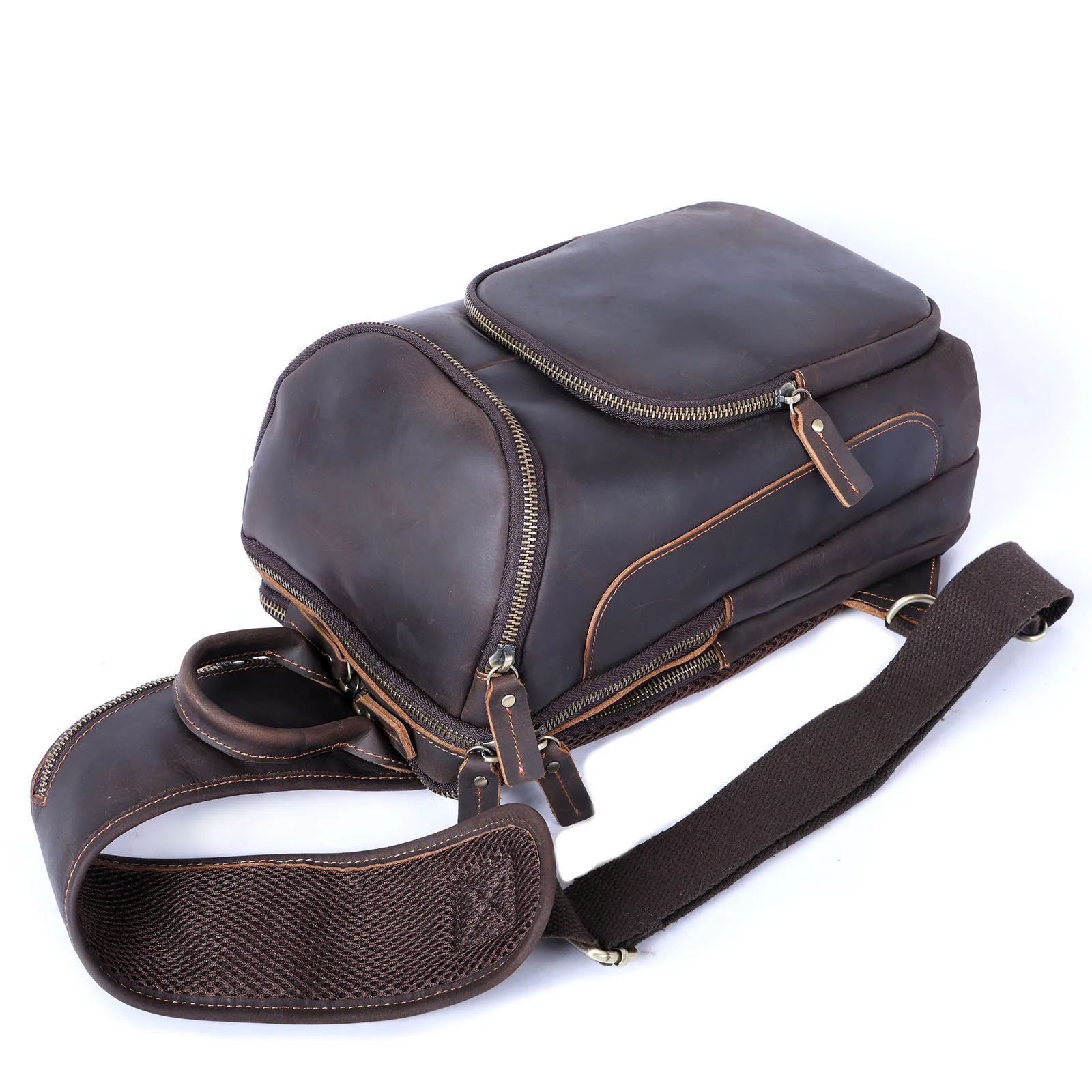 Hochwertige Echtleder-Brusttasche für Herren, Vintage Vollnarbenleder-Umhängetasche, Herren-Schultertasche, Sling Bag, Tagesrucksack – Detail 11