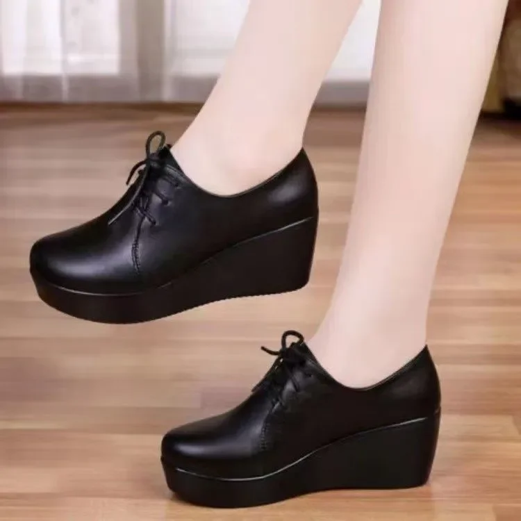 Trendy Round Head Comfortable Anti-Slip Work Dance Casual Shoes Mom's Women's Footwear Polyester Sole Polyester Face Material